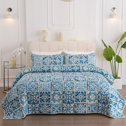 Retro Luxurious Checkered Geometric pattern Coverlet