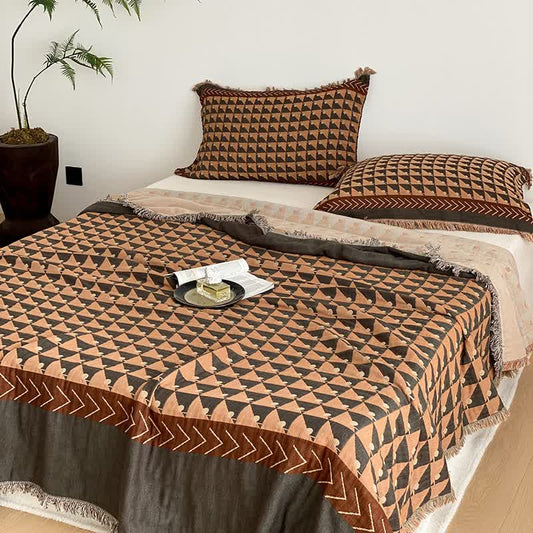 Geometric Pattern Four-layer Cotton Gauze Tassel Quilt