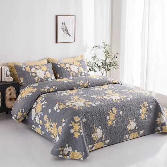 Luxurious Floral Print Cotton Quilt