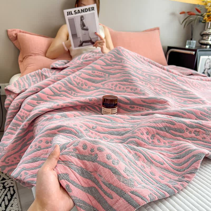 Zebra Floral Print Cotton Muslin Quilt