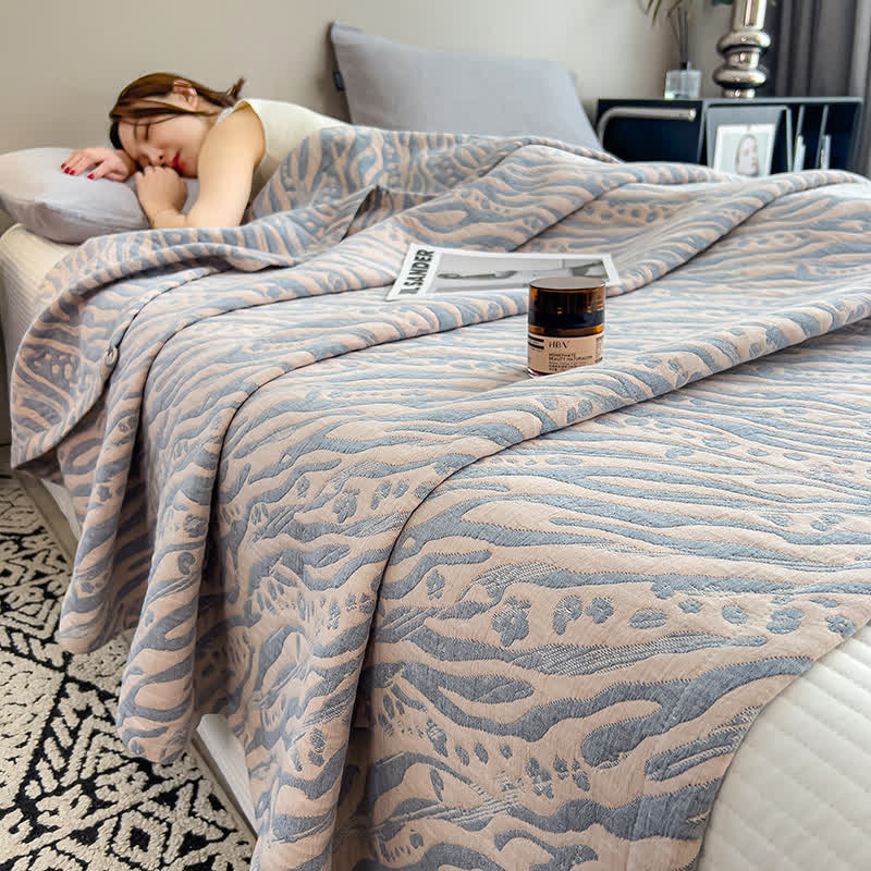 Zebra Floral Print Cotton Muslin Quilt