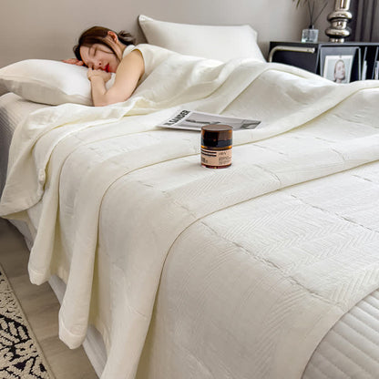 Minimalist Stripe Print Cotton Muslin Quilt
