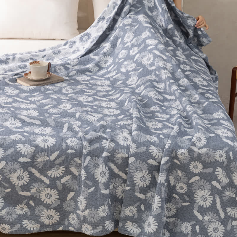 Blue Daisy Print Cotton Gauze Quilt