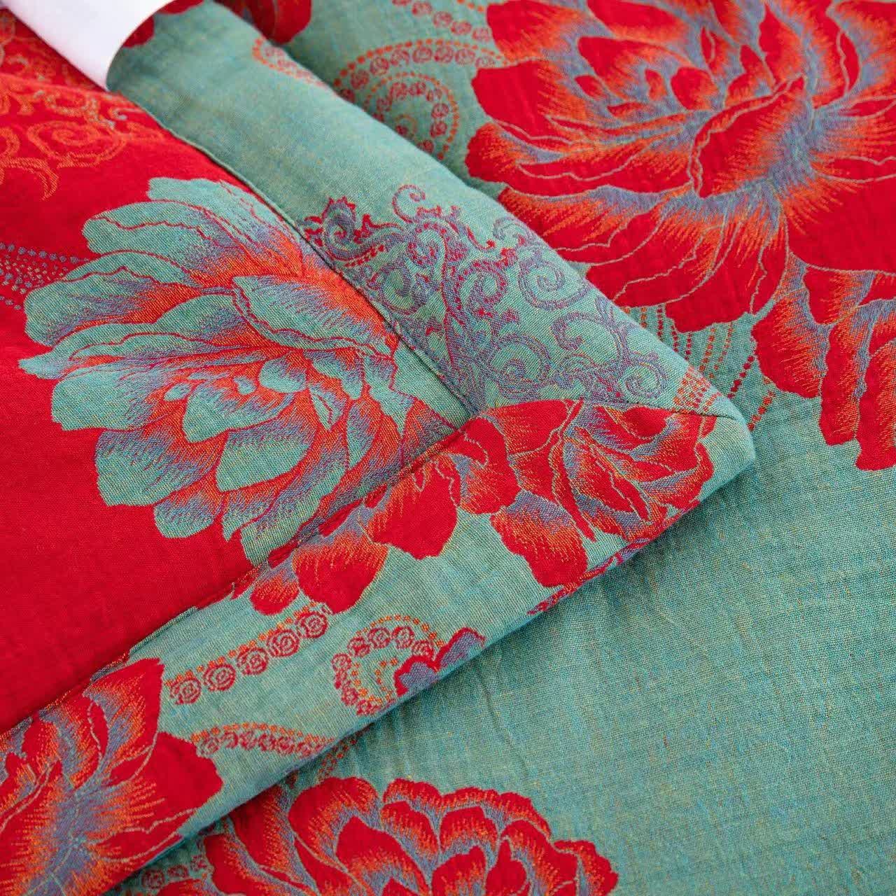 Red Peony Cotton Gauze Jacquard Quilt