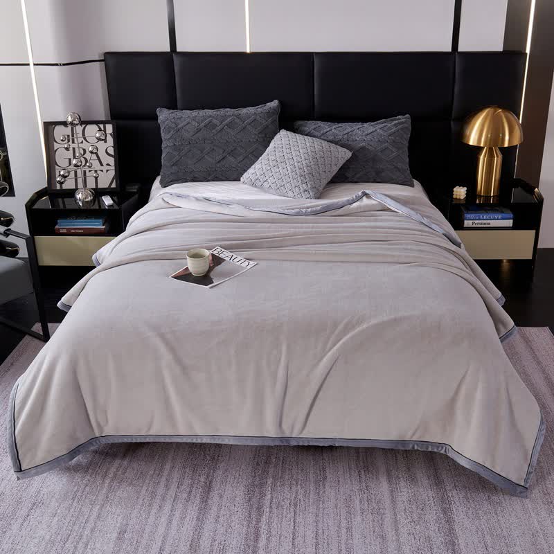 Minimalist Style Solid Color Blanket - image 6