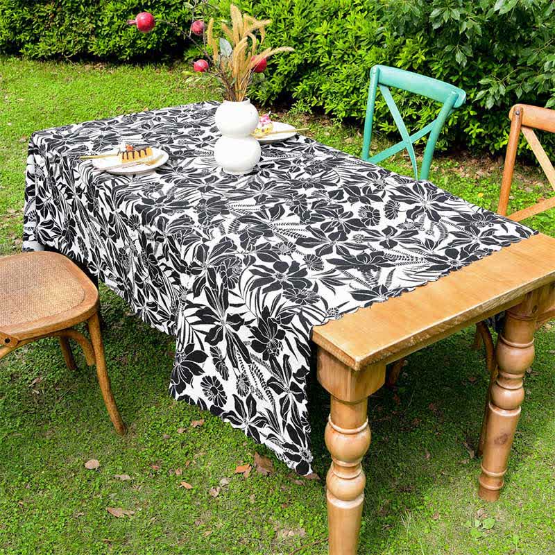 Vintage Black Floral Scalloped Edge Tablecloth - image 3