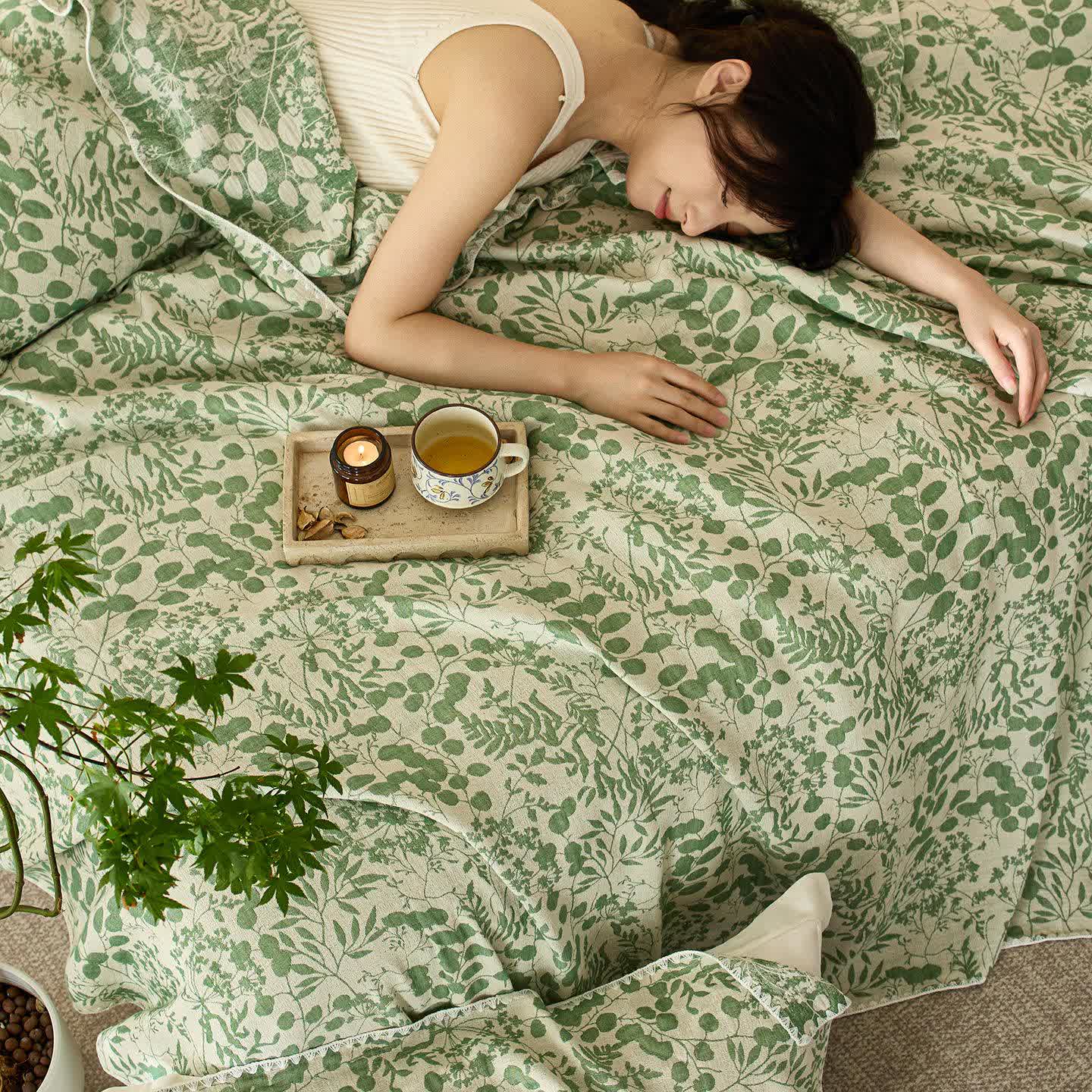 Soft Style Floral Cotton Gauze Quilt - image 24