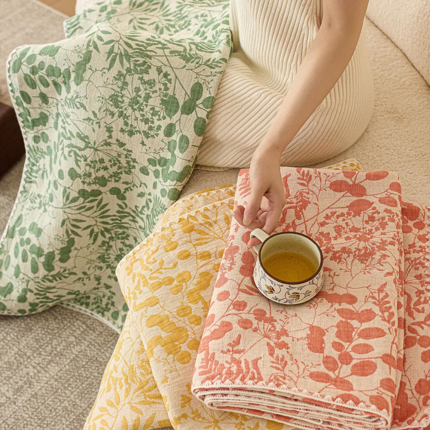 Soft Style Floral Cotton Gauze Quilt - image 5