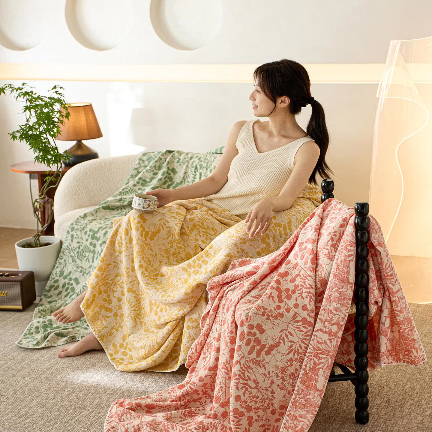 Soft Style Floral Cotton Gauze Quilt - image 3