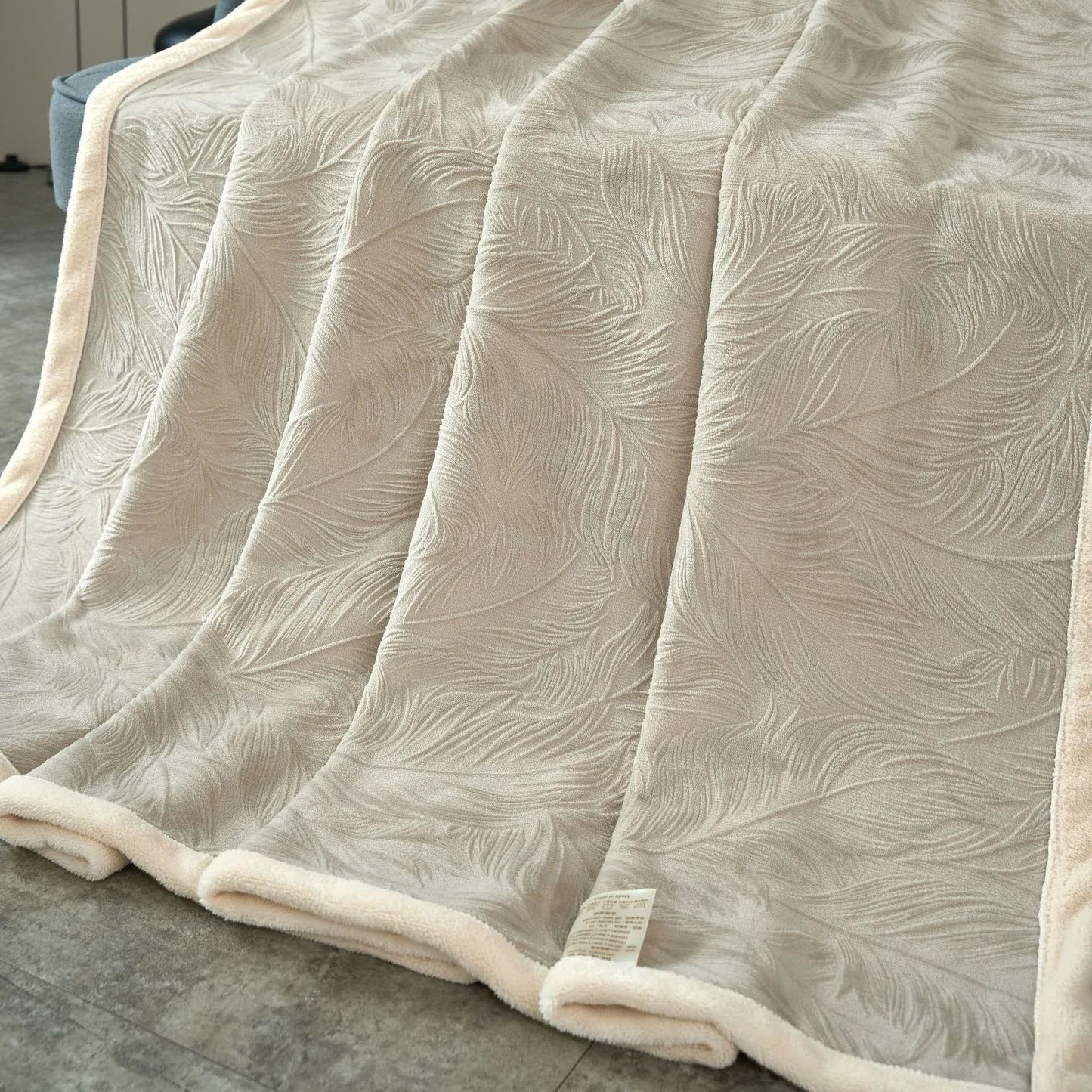 Leaf Textured Warm Throw Blanket - image 19