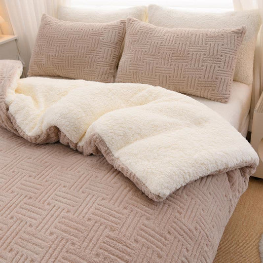 Geometric Striped Textured Sherpa Blanket - image 1