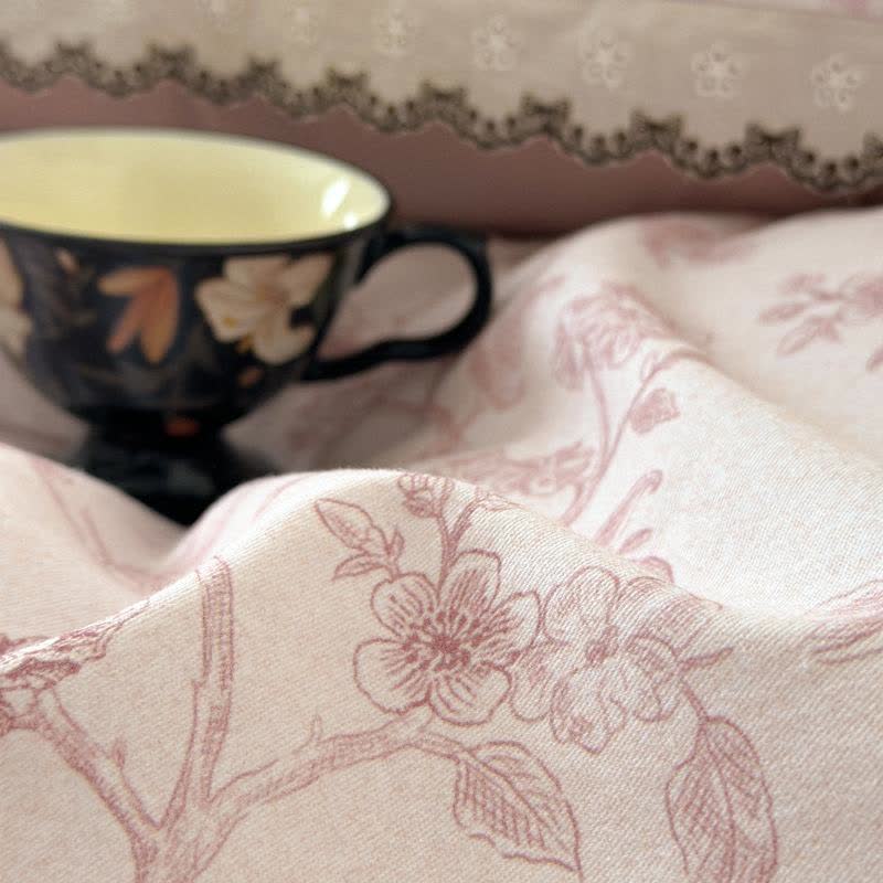 Vintage Floral Cotton Lace Bedding Set - image 8