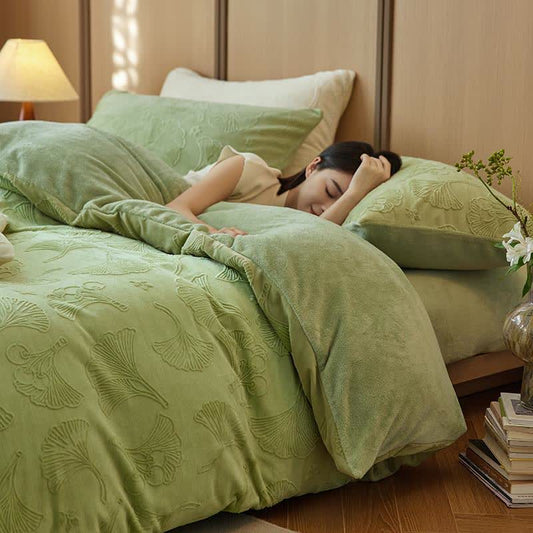 Ginkgo Floral Embossed Fleece Bedding Set(4PCS) - Light Green - Queen - image 0