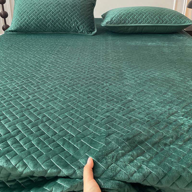 Ownkoti Solid Color Grid Quilted Coverlet - image 7