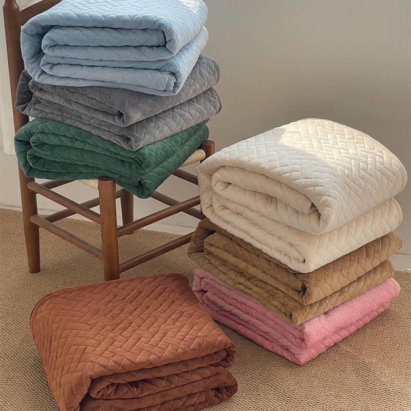 Ownkoti Solid Color Grid Quilted Coverlet - image 1