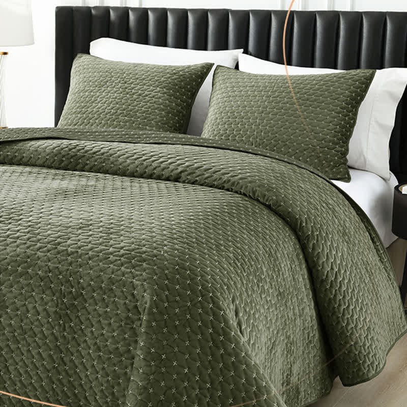 Ownkoti Minimalist Solid Color Quilted Coverlet Set - image 2