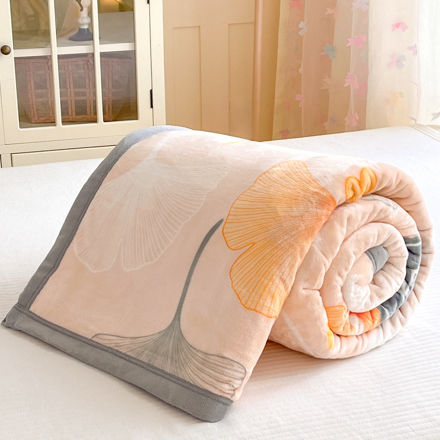 Ginkgo Leaf Cozy Warm Throw Blanket - image 2