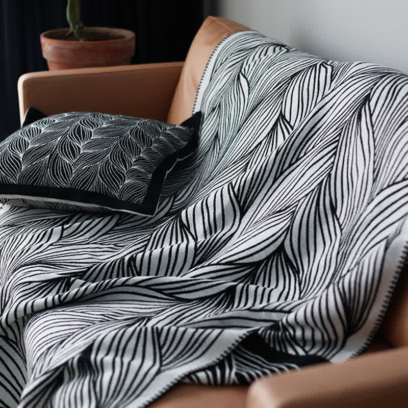 Ownkoti Artistic Leaf Knit Throw Blanket - image 7