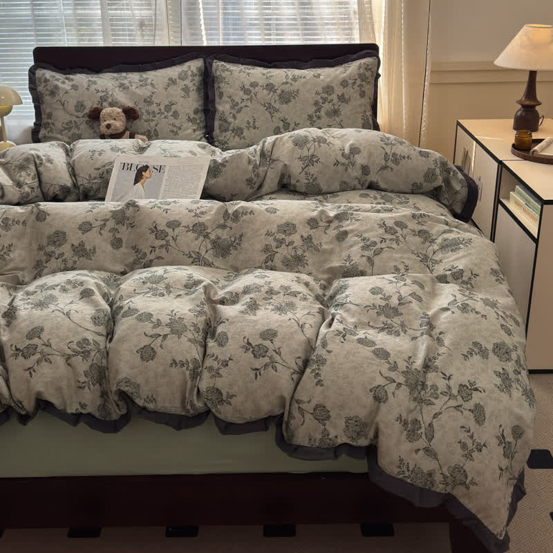 Vintage Floral Ruffled Cotton Bedding Set - image 2