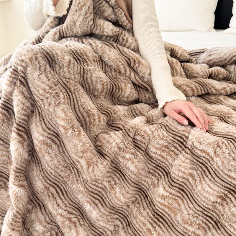 Faux Fur Wavy Jacquard Plush Blanket - Coffee - 2PCS Pillowcases - 19" x 29" - image 3