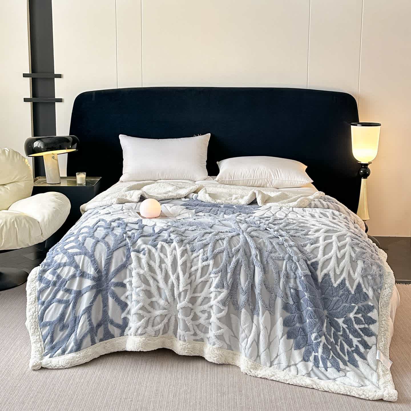 Floral-inspired Jacquard Sherpa Blanket - Blue - Queen - image 16