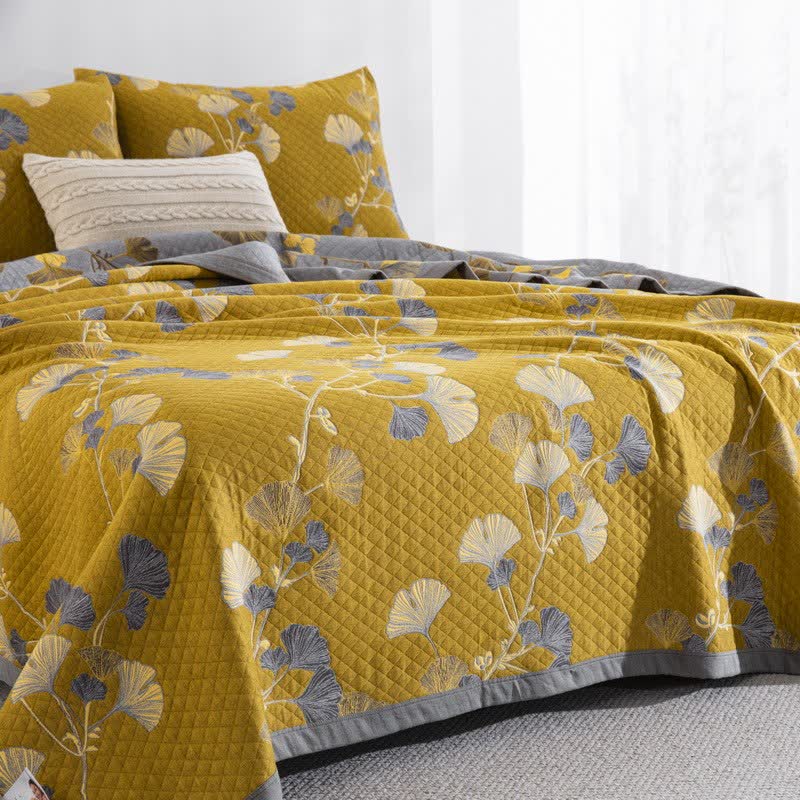 Ginkgo Leaf Natural Cotton Reversible Quilt - image 37
