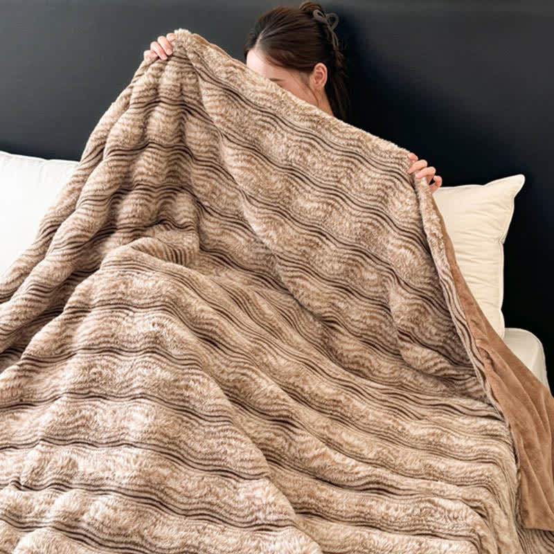 Faux Fur Wavy Jacquard Plush Blanket - image 9