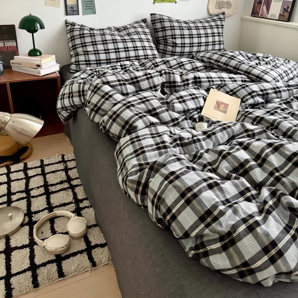 Classic Plaid Cotton Bedding Set - image 3