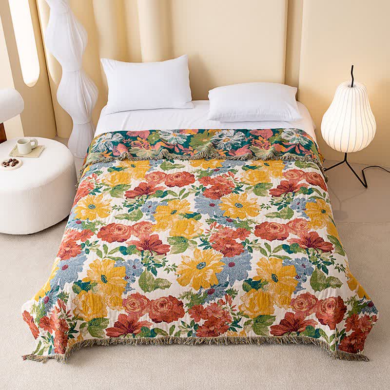 Luxurious Floral Cotton Gauze Tassel Quilt - King - image 0