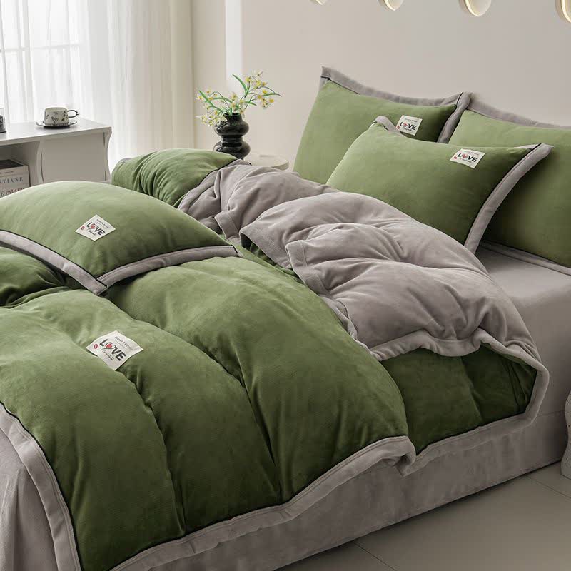 Reversible Warm Plush Bedding Set(4PCS) - Green + Light Gray - King - image 7