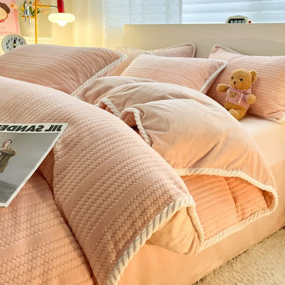 Wavy Stripe Jacquard Plush Bedding Set - Pink - Bedding Set - King - image 0