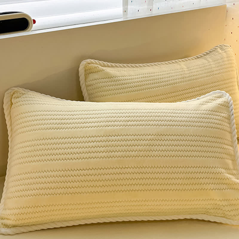 Wavy Stripe Jacquard Plush Bedding Set - image 11