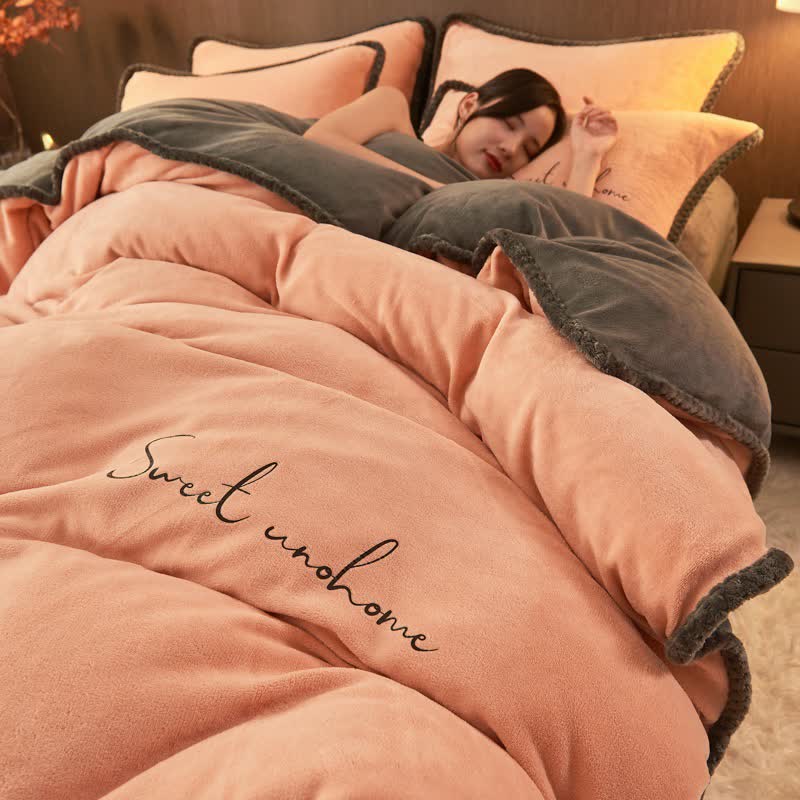 Sweet Home Printed Plush Bedding Set(4PCS) - Champagne - King - image 8