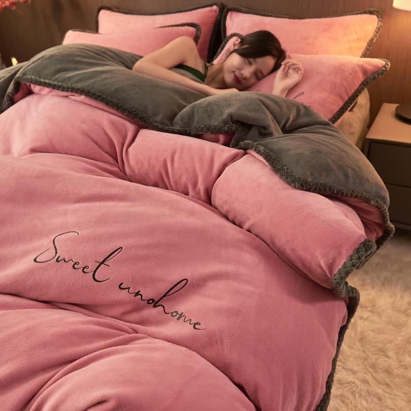 Sweet Home Printed Plush Bedding Set(4PCS) - Pink - King - image 0