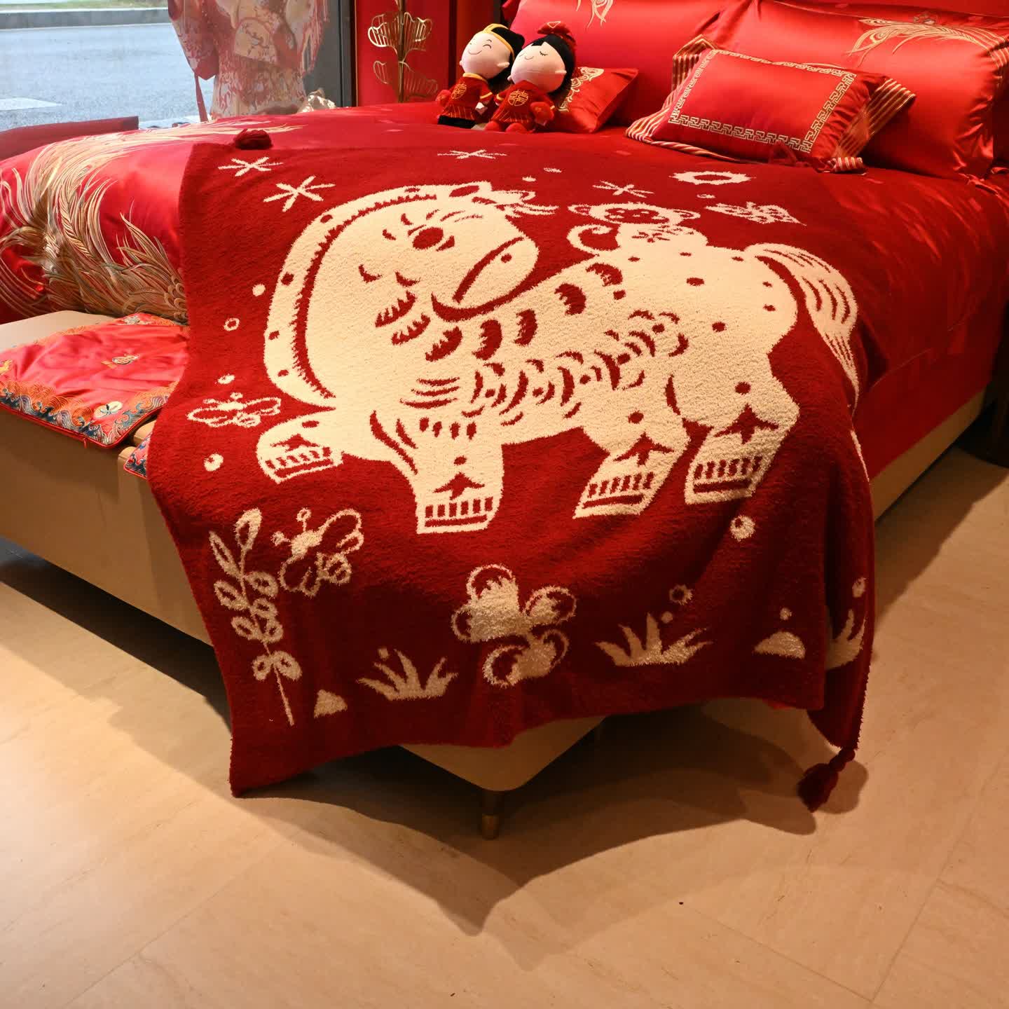 Festive Horse Pattern Double-Sided Blanket - image 3