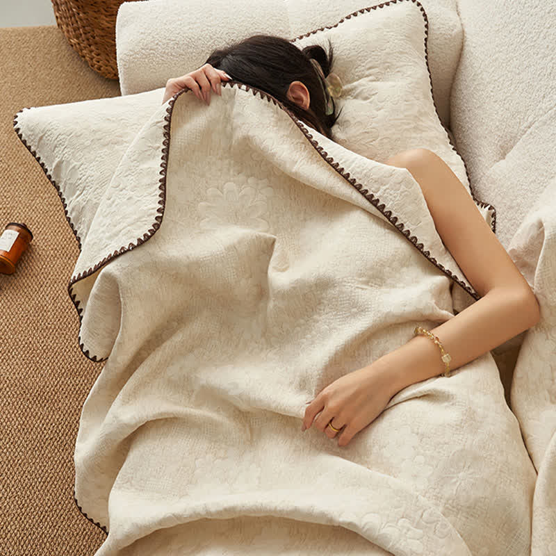 Textured Floral Cotton Linen Quilt - image 3