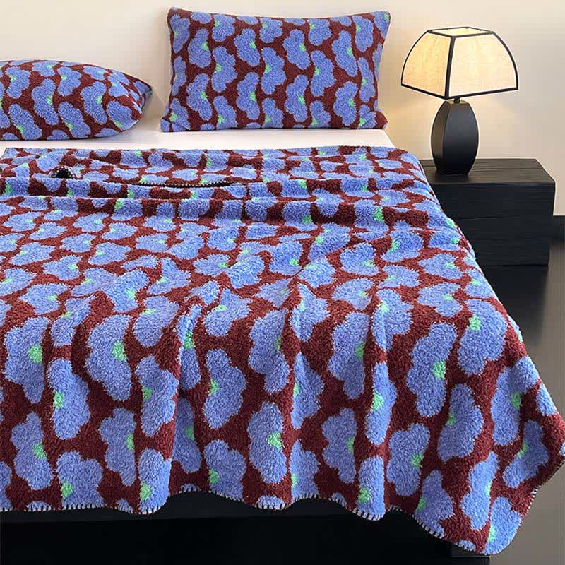 Artistic Cloud Fluffy Throw Blanket - image 3