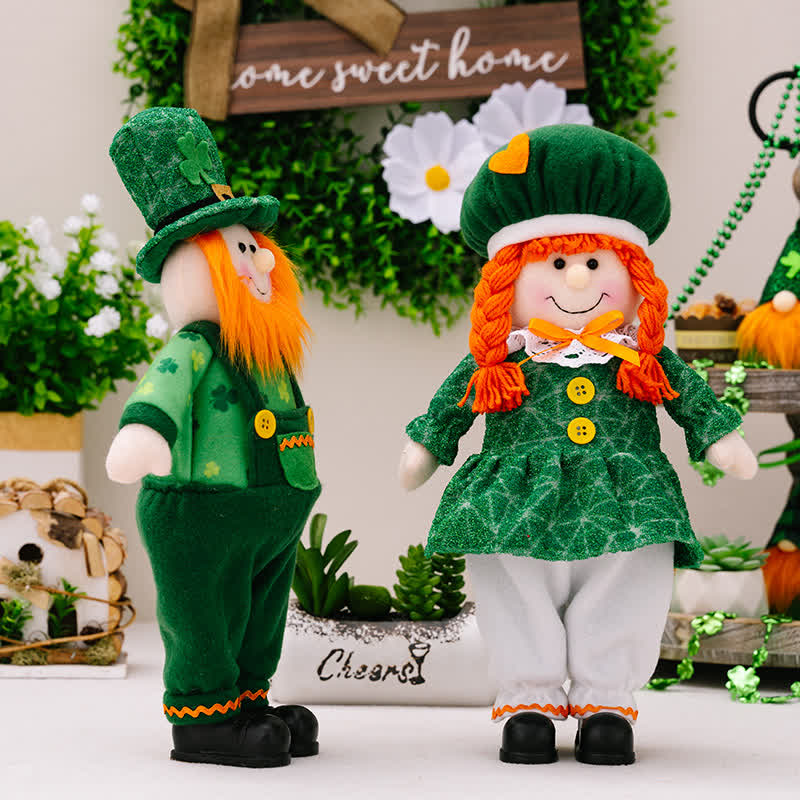 St. Patrick's Day Leprechaun Couple Dolls - image 2
