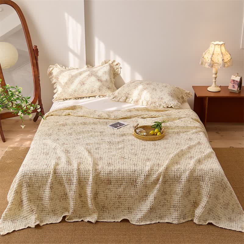 Floral Cotton Gauze Waffle Bedspread Quilt - Brown - 2PCS Pillowcases - 20" x 29" - image 0