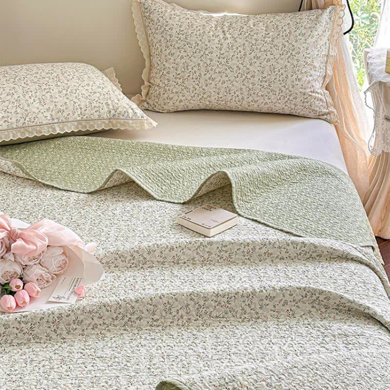 Elegant French Floral Quilted Bedspread - image 2