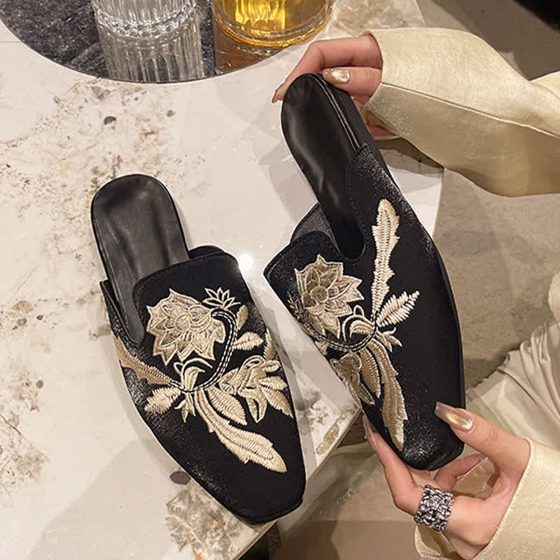 Elegant Floral Embroidery Pointed-Toe Mules - image 4