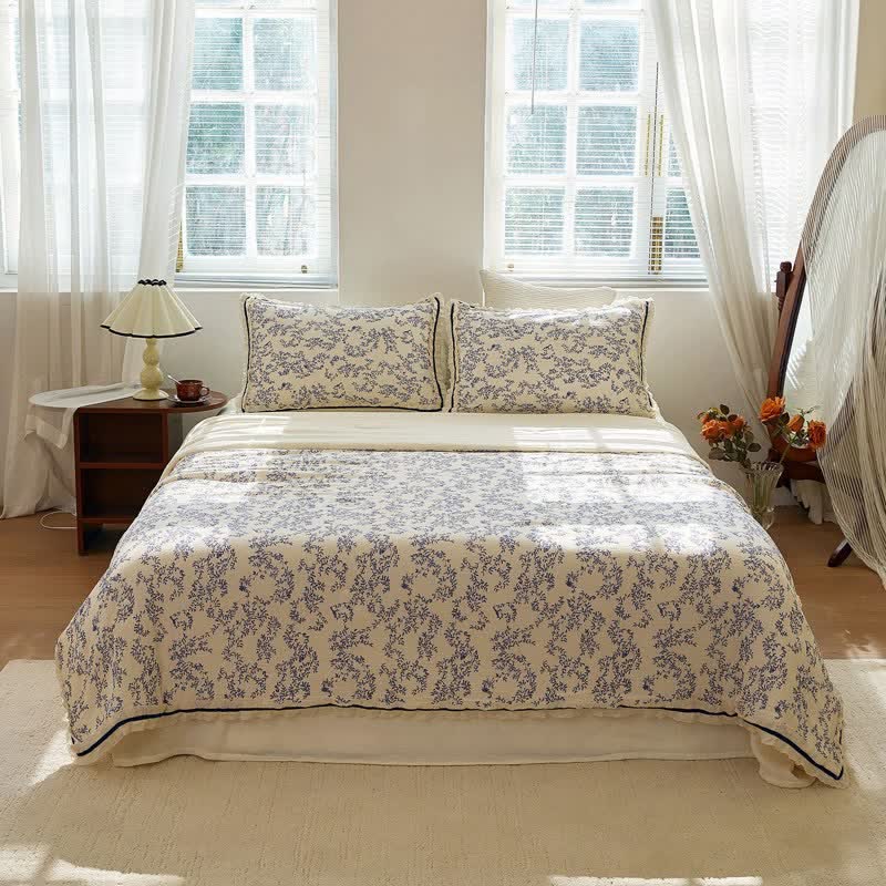Blue Leaf Ruffled Cotton Gauze Quilt - image 1