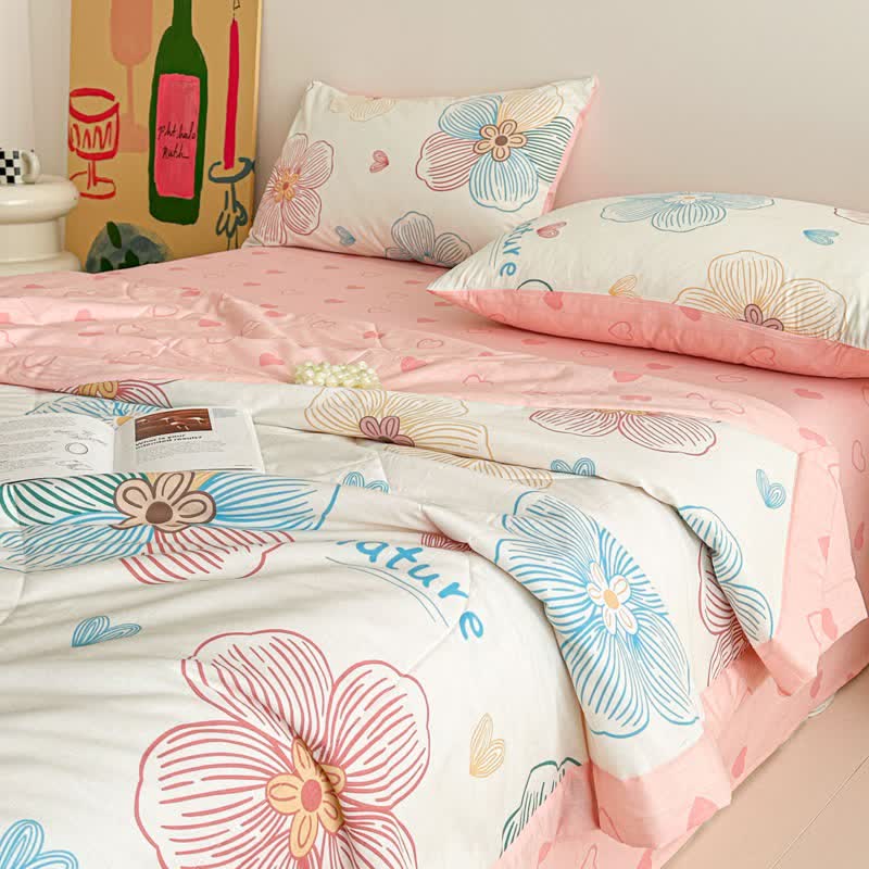 Line Art Floral Print Cotton Quilt - image 4