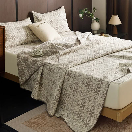 Geometric Floral 3-Layer Cotton Gauze Quilt - Beige - King - image 0