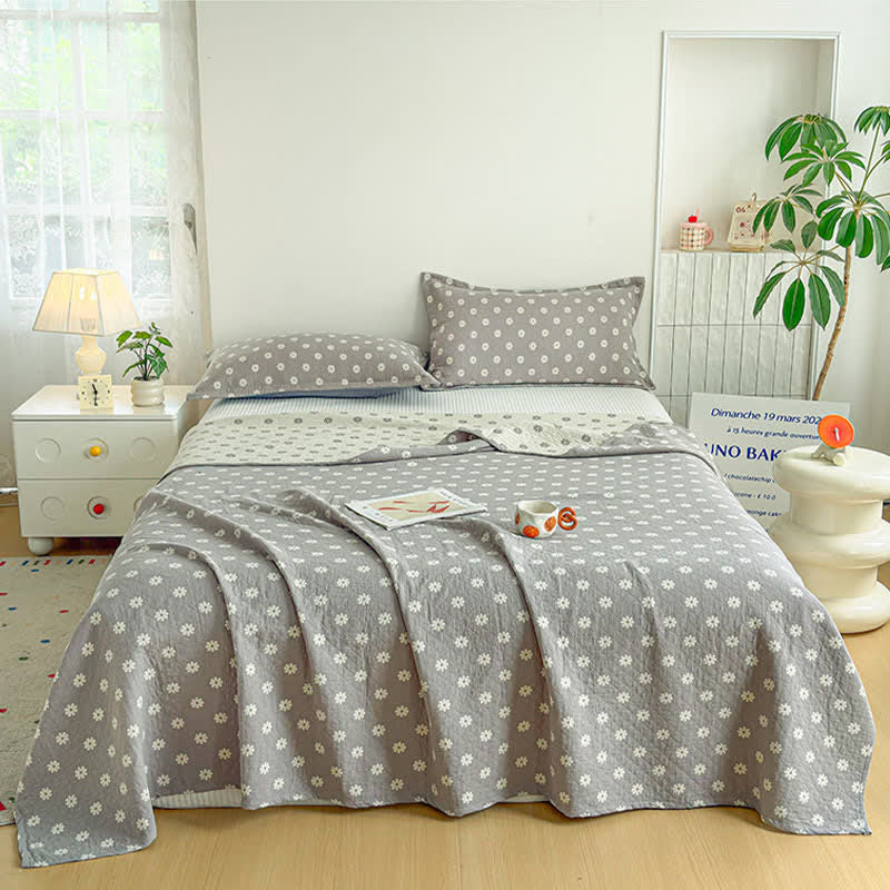 Gray Floral Jacquard Cotton Quilt - image 1