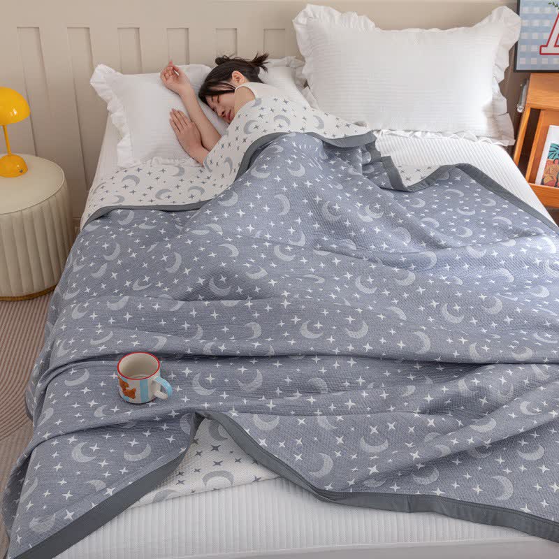 Reversible Moon & Star Cotton Quilt - image 8