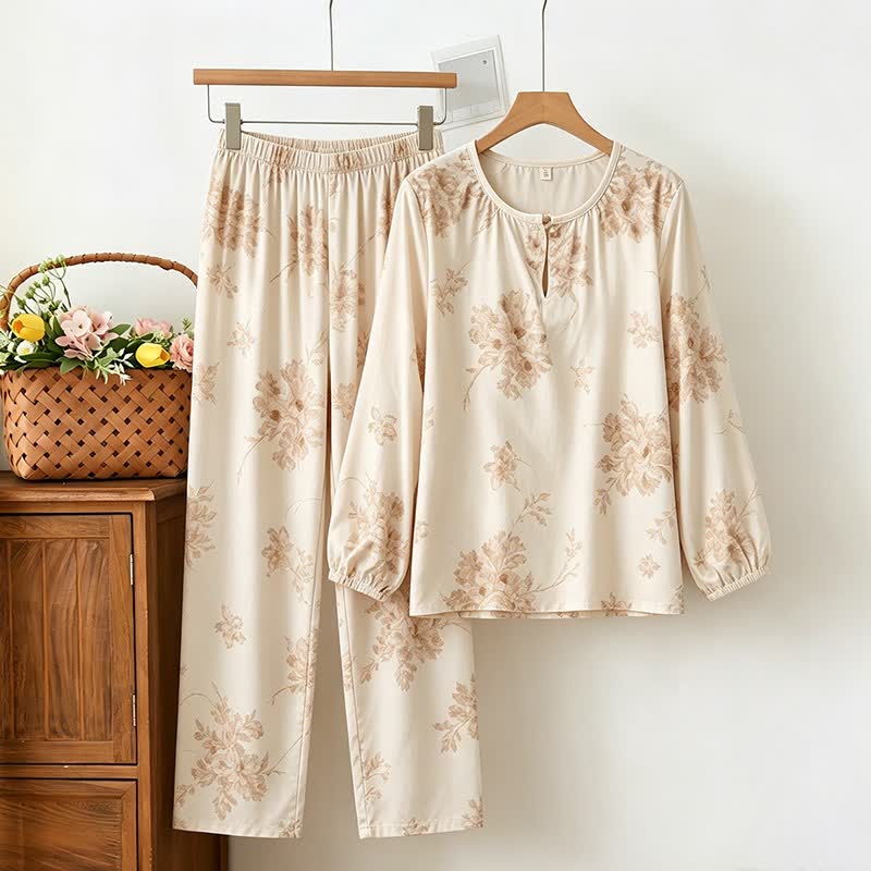 Elegant Floral Long Sleeve Women's Pajamas - Beige - XXL - image 0