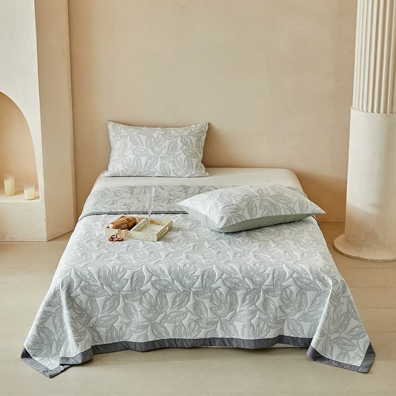 Botanical Leaf Print Quilt Set - Gray - Quilt with 2PCS Pillowcases - King - image 0