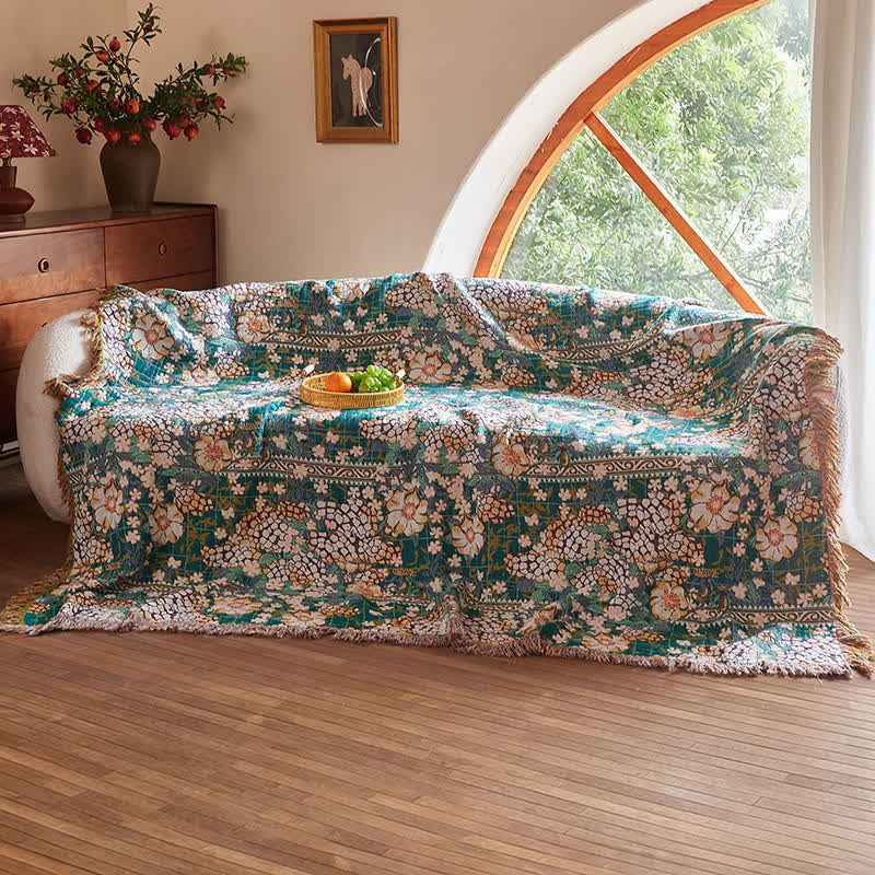 Reversible Botanical Muslin Quilt with Retro Fringe - image 3