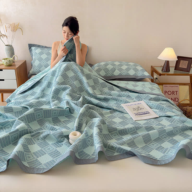 Reversible 3-layer Geometric Jacquard Blanket Quilt - image 5